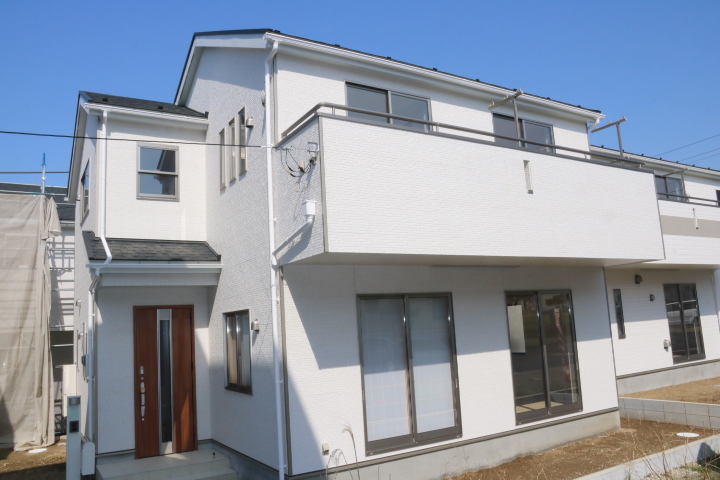 木更津市 清見台東2丁目 リビングと和室がつながる新築住宅