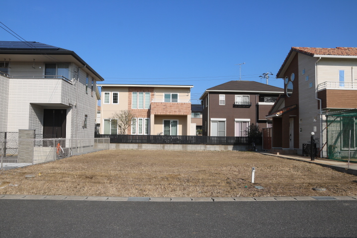 袖ケ浦市 蔵波 南側道路 67坪
